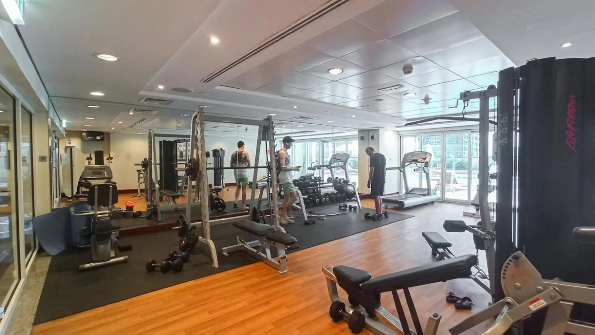 Cozy Retreat In The Heart Of Jlt - Lakeview Tower Dubai Apartment
