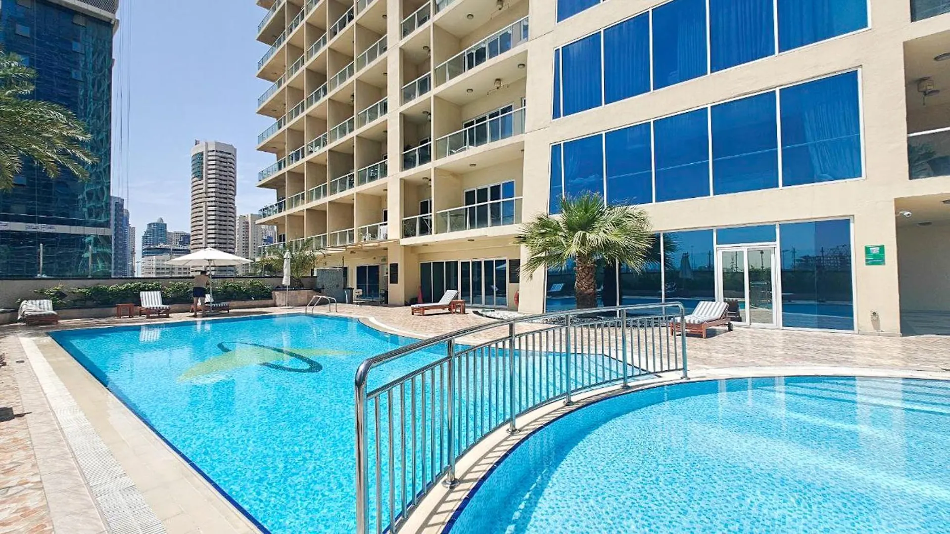 Cozy Retreat In The Heart Of Jlt - Lakeview Tower Dubai