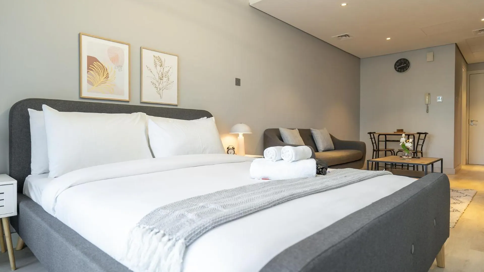 Cozy Retreat In The Heart Of Jlt - Lakeview Tower Dubai United Arab Emirates