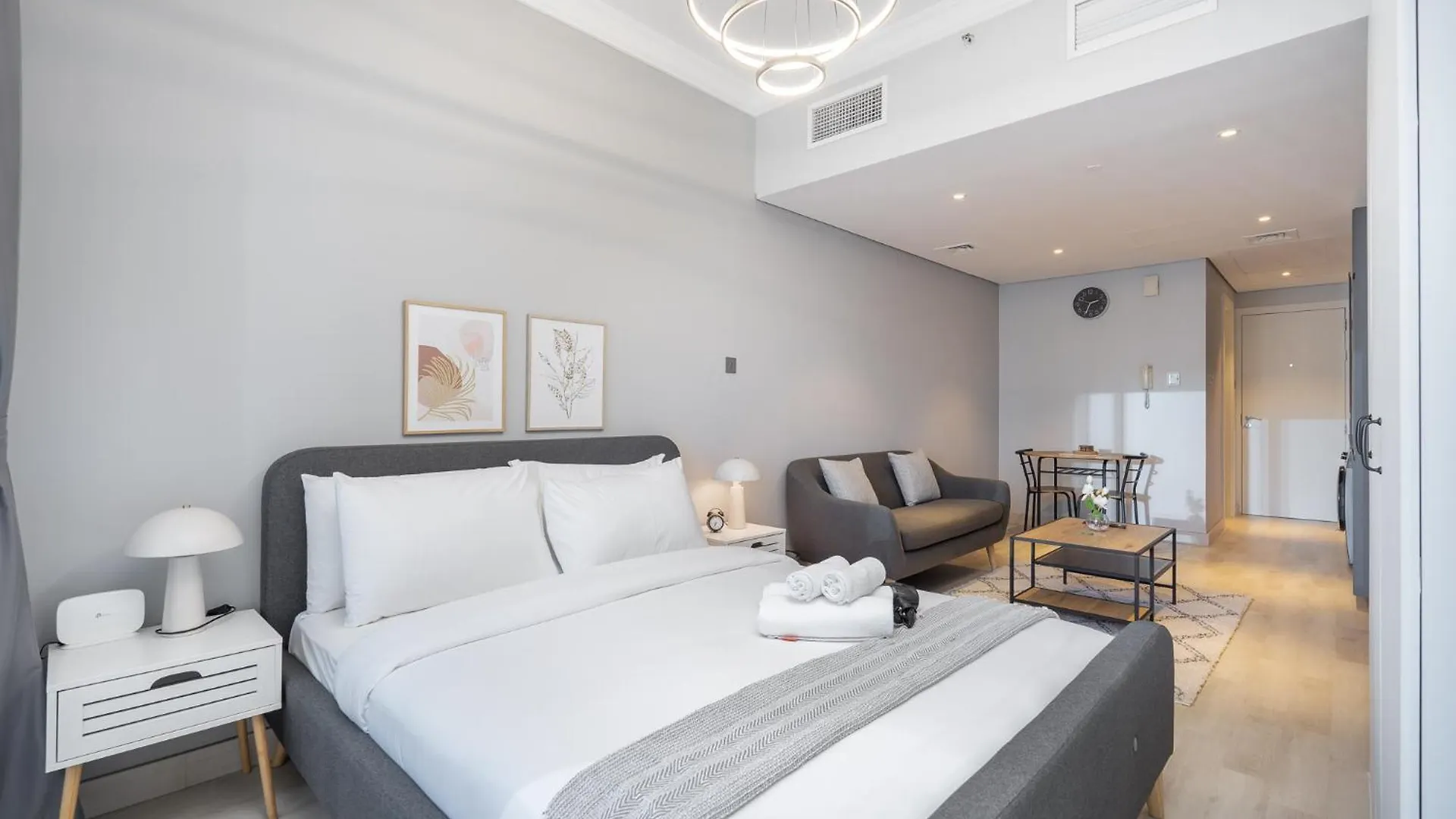 Cozy Retreat In The Heart Of Jlt - Lakeview Tower Dubai United Arab Emirates